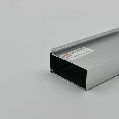 Aluminiowe profile kuchenne z jasnym srebrnym lakierem proszkowym do ACP