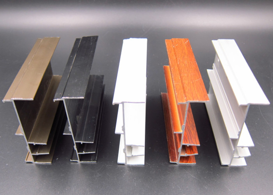 Profile aluminiowe anodowane w kolorze matowego srebra Seria 20 Wytłaczanie aluminium